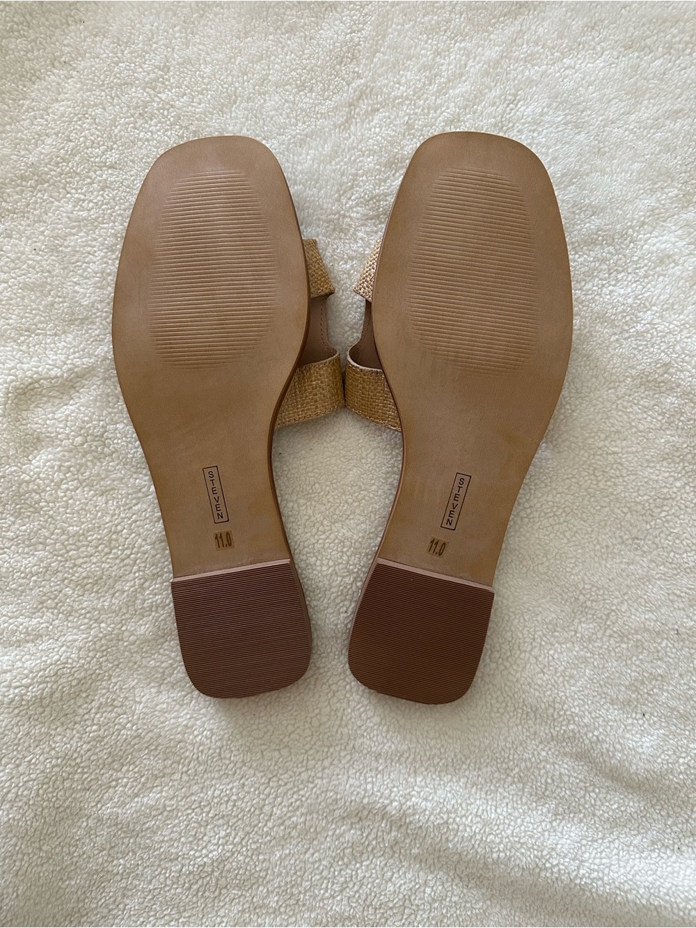 Steve Madden Gold Woven Slide Mule - Picture 9 of 9
